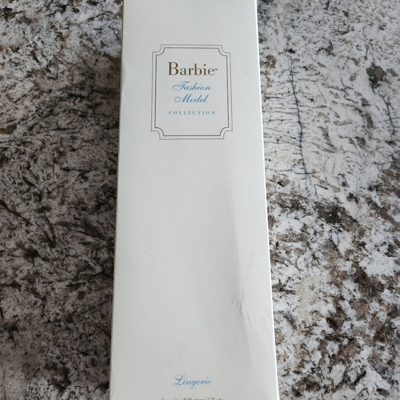 BARBIE Lingerie #5 Fashion Model Silkstone Doll 2002 - Picture 4 of 8